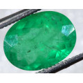 natural emerald green emerald oval for jewelry